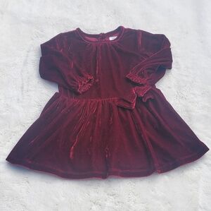 Cute velvet dress size 18m